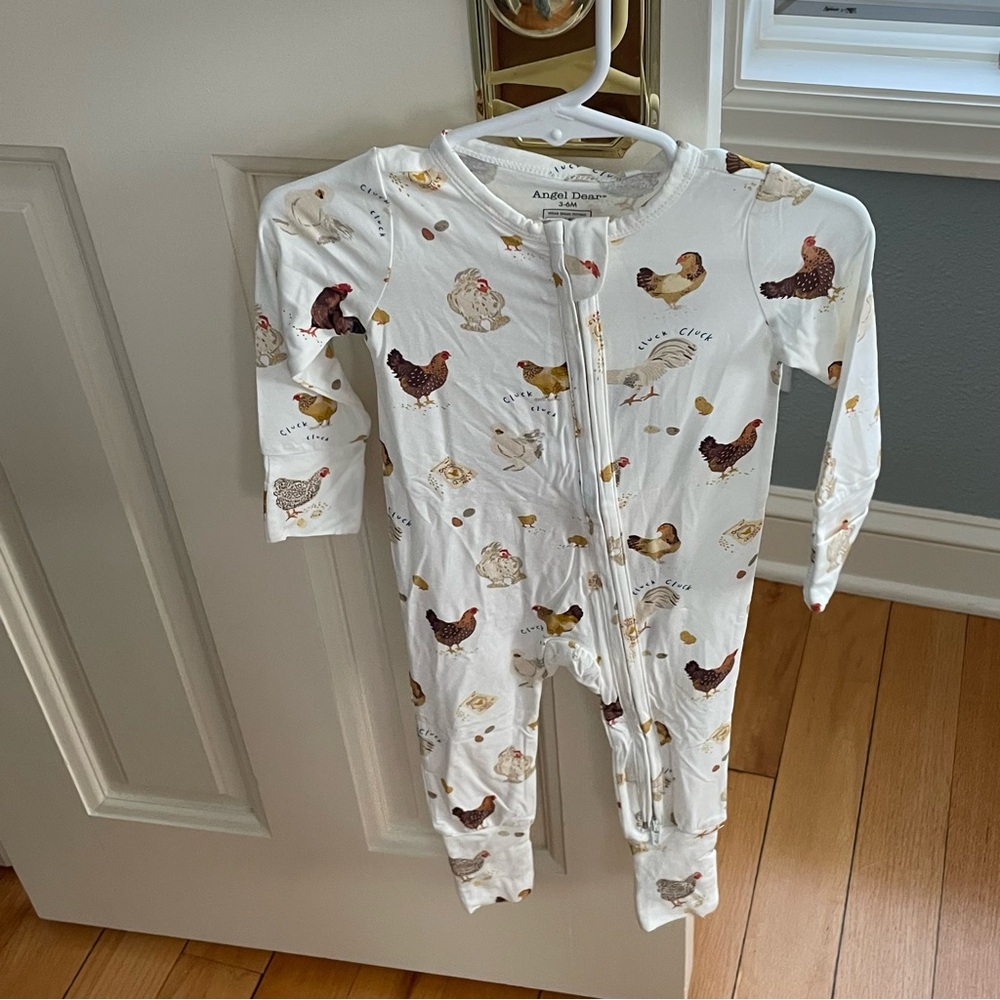 NWT Angel Dear Bamboo Chicken Print Convertible Foot Romper Pajama